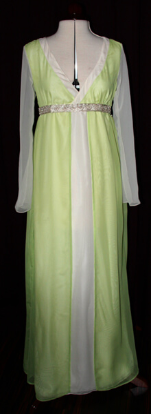 Brautkleid grün Ärmel