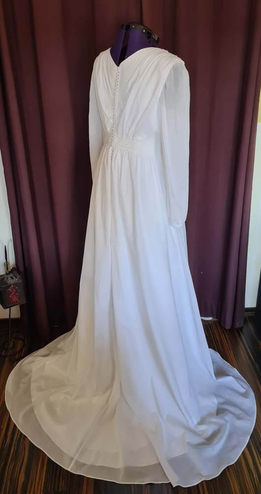 Brautkleid aus weißer Baumwolle