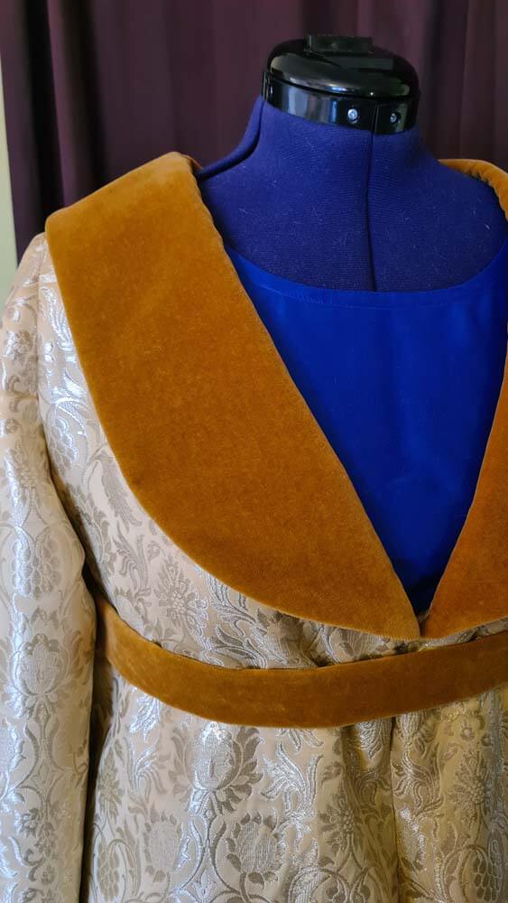 houppelande-unterkleid-blau-braun Houppelande mit Unterkleid